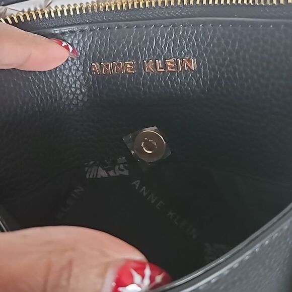 HOST PICK🥳Anne Klein Leather Crossbody Shoulder Bag Black - Picture 8 of 16